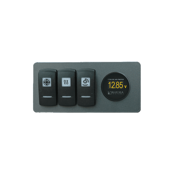 Watertight panel with 3 circuit breakers 10 A and voltmeter MVD incl. gasket